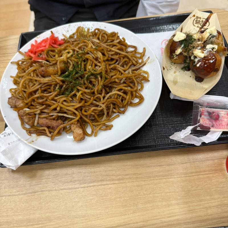 ソース焼きそばたこ焼きセット(築地銀だこ)
