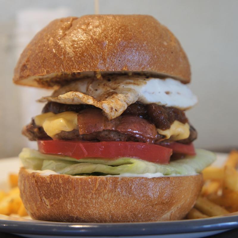 BBQベーコンバーガー(レザートランプキッチン （LEATHER TRAMP KITCHEN）)