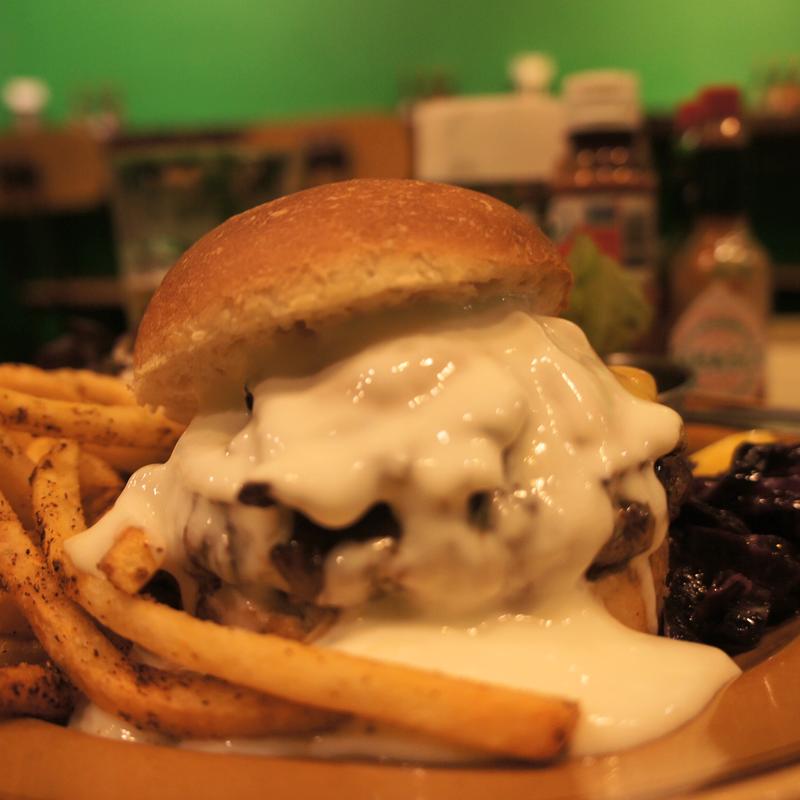 ラムバーガー(CHICK FLICK BAKE チックフリックベイク)