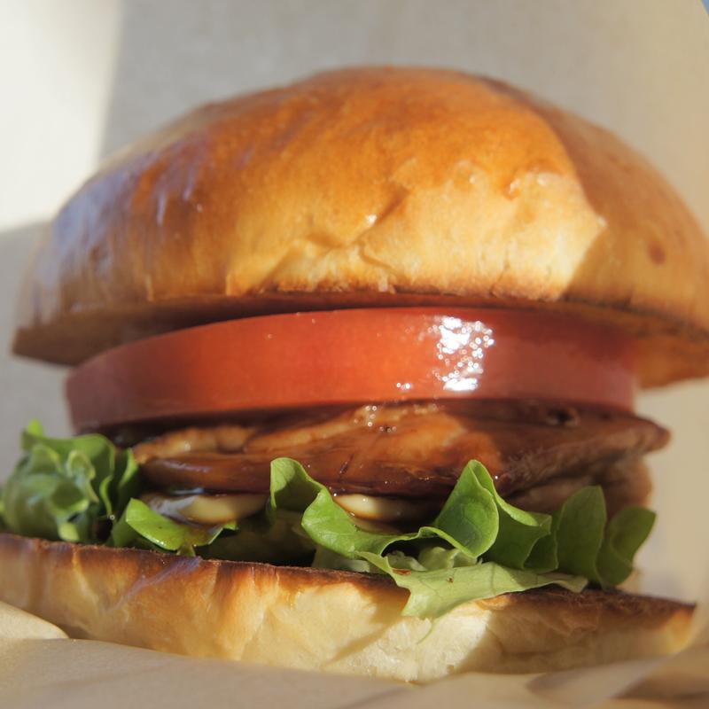 デリチキバーガー(チキンペッカー)