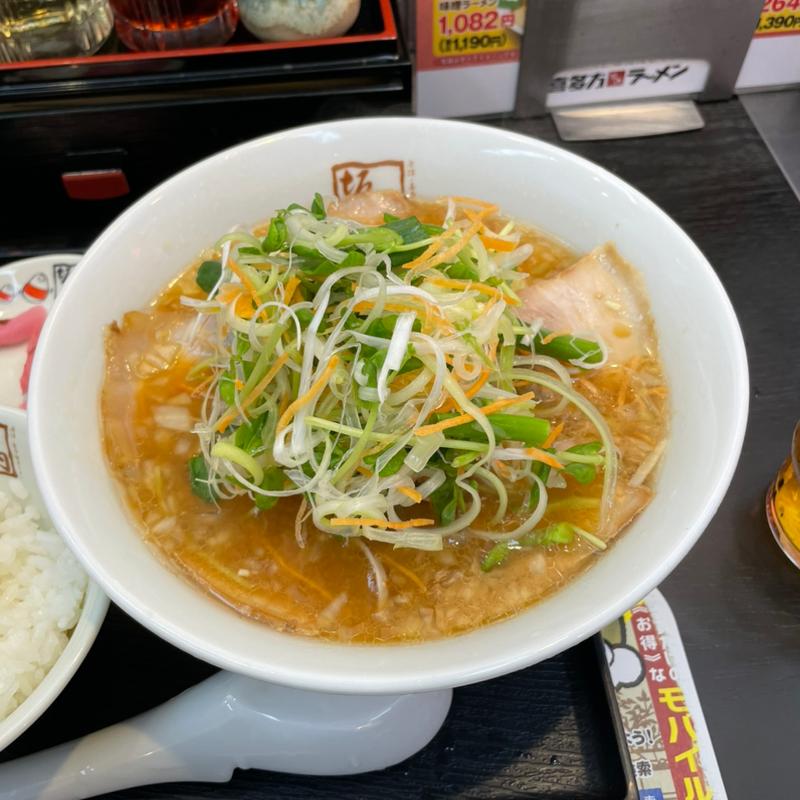 8種野菜のポカポカ味噌ラーメン(喜多方ラーメン坂内 川崎東田店)