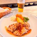 ランチのセット(サラダとパン)