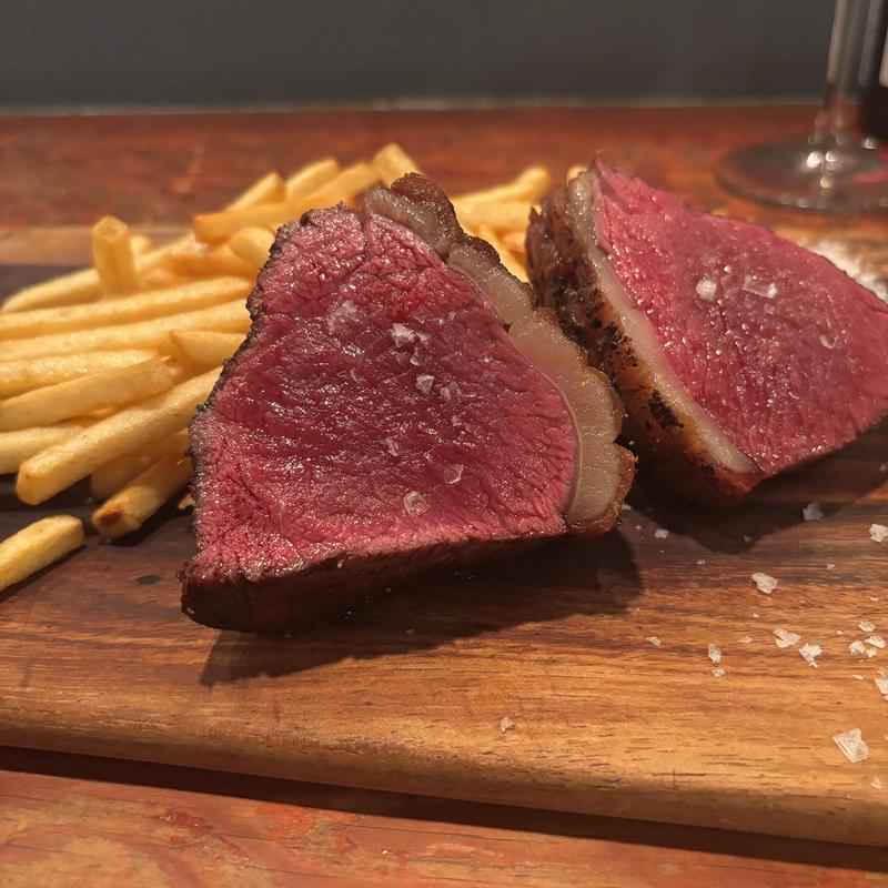 あか牛のロースト(ata)