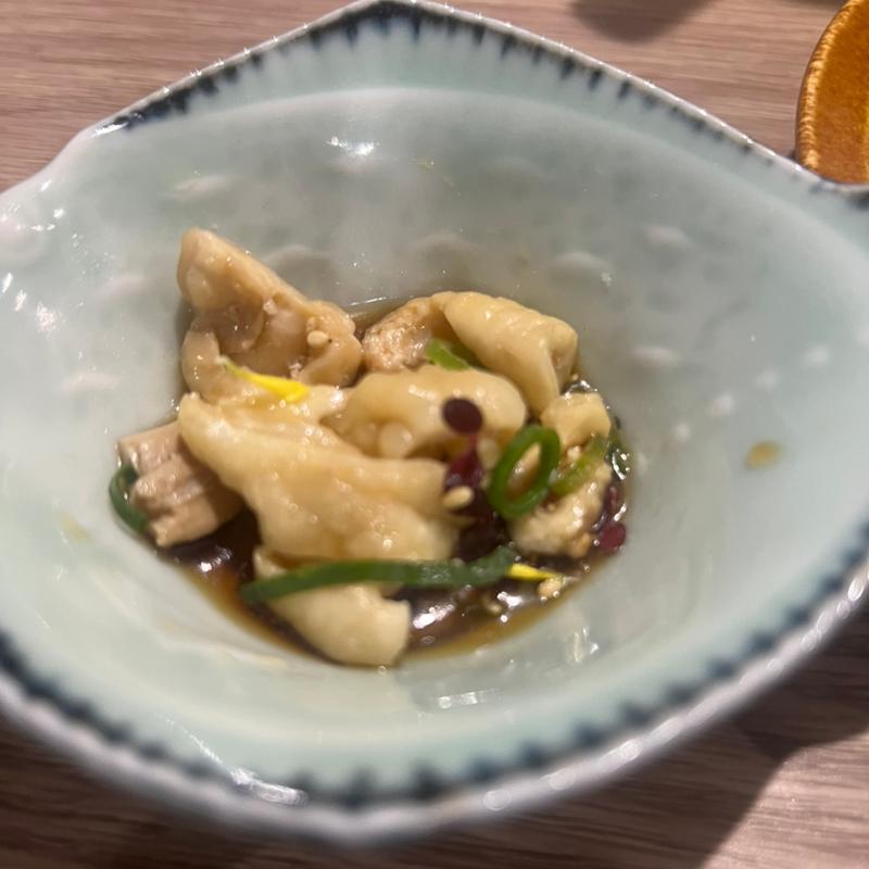 鶏皮ポン酢(炭火焼鳥ハチイチ)