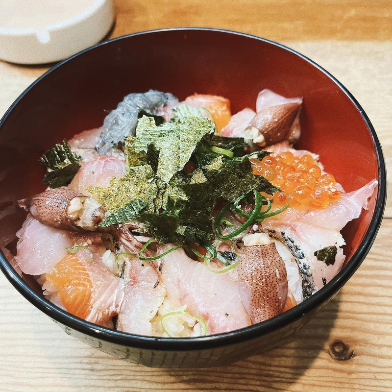 海鮮丼(味処さこん （あじどころさこん）)