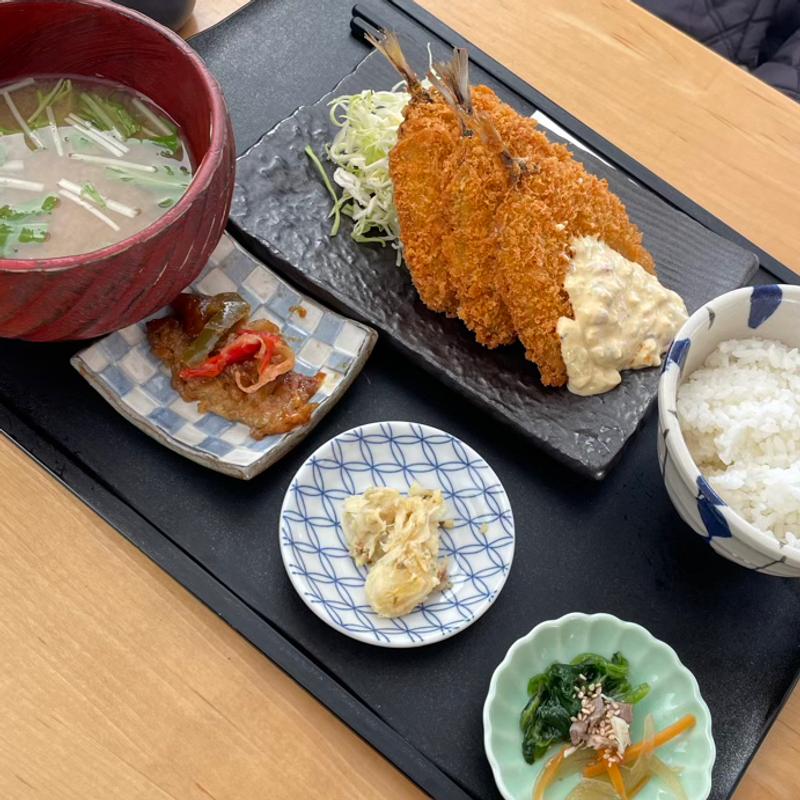 アジフライ定食(山安食堂)