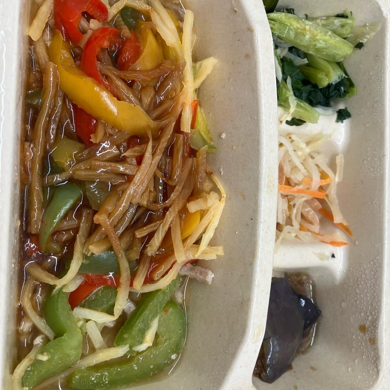 筍たっぷりチンジャオロース(ナッシュ株式会社)