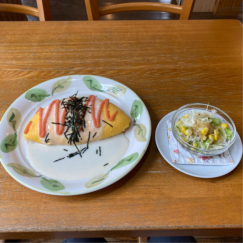 明太子クリームソースオムライス M (スープorサラダ、ドリンク付)(みるくカフェ )