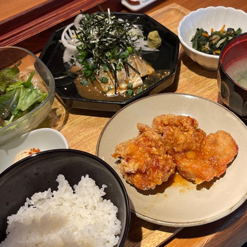 日替わり定食(博多もつ鍋やまや 飯田橋サクラテラス店)