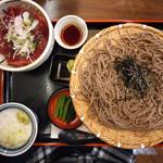 鰹の漬け丼定食