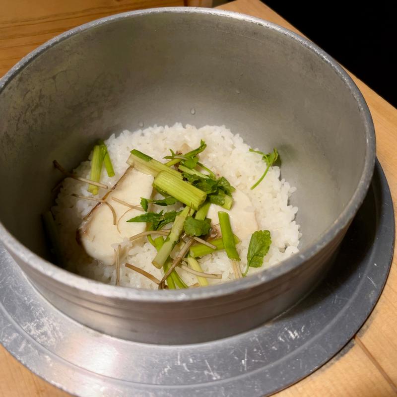 (ロクザ （ROKUZA）)