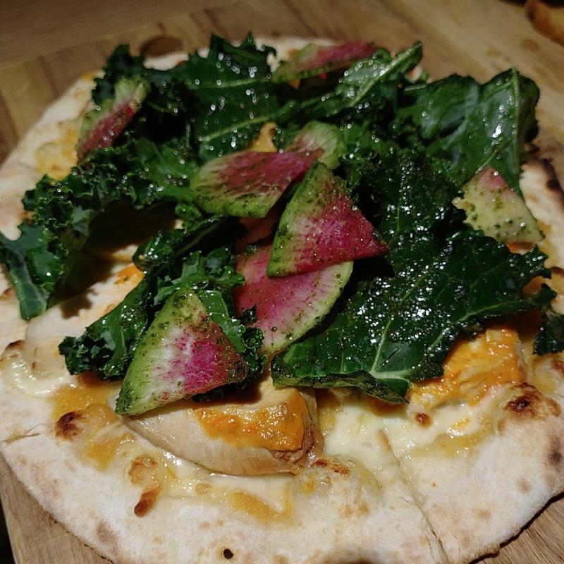 ケールピザ(スプリングバレーブルワリー 京都)