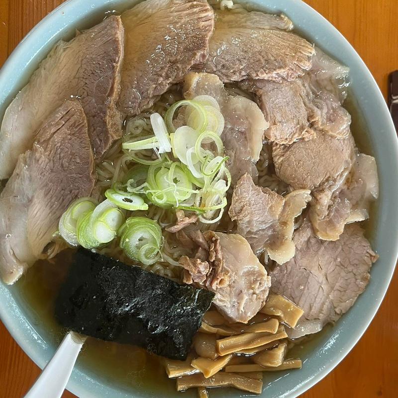 ジャンボラーメン 肉増し(いろは食堂)