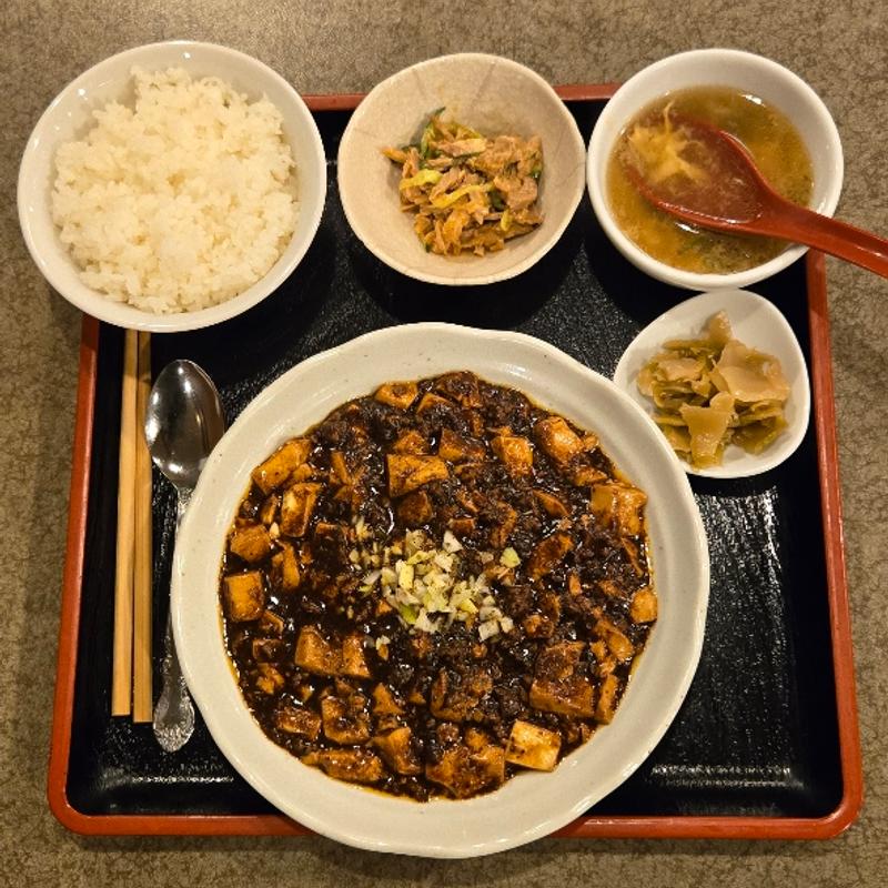 四川山椒の麻婆豆腐定食(敦煌 西梅田・北新地本店)