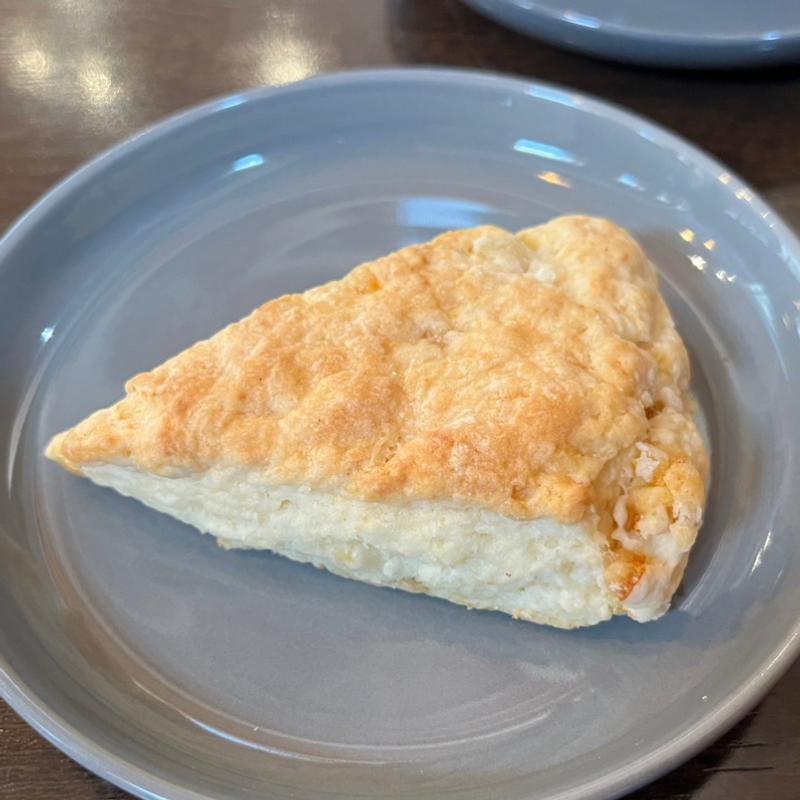 スコーン(オレンジ)(ヨウザンドウ コーヒー （Yozando Coffee）)