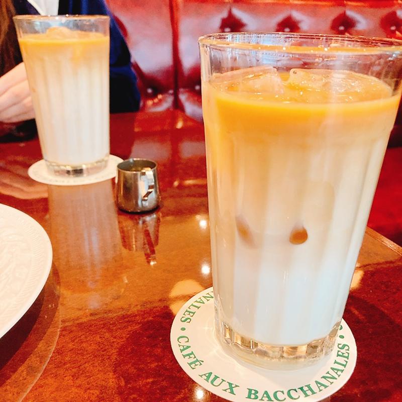アイスカフェラテ(CAFÉ AUX BACCHANALES ミナモア広島店)