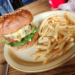 グリルドチーズバーガー