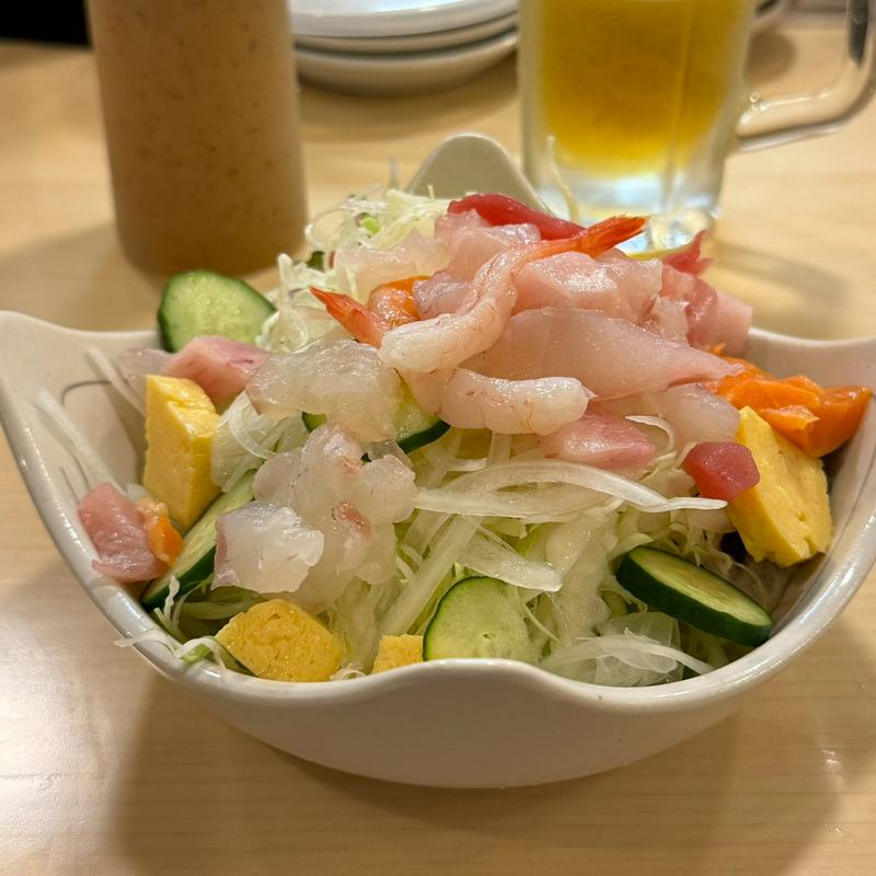 海鮮サラダ(ハーフ)(や台ずし 栄生駅前町)