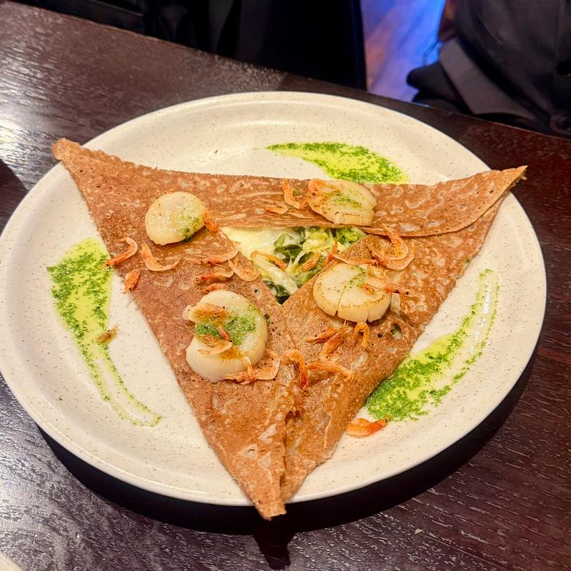 季節のおすすめガレットのセット　ホタテと春キャベツのガレット(ル ブルターニュ 神楽坂店)