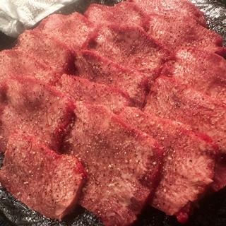 上塩タン(炭火焼肉 翠)