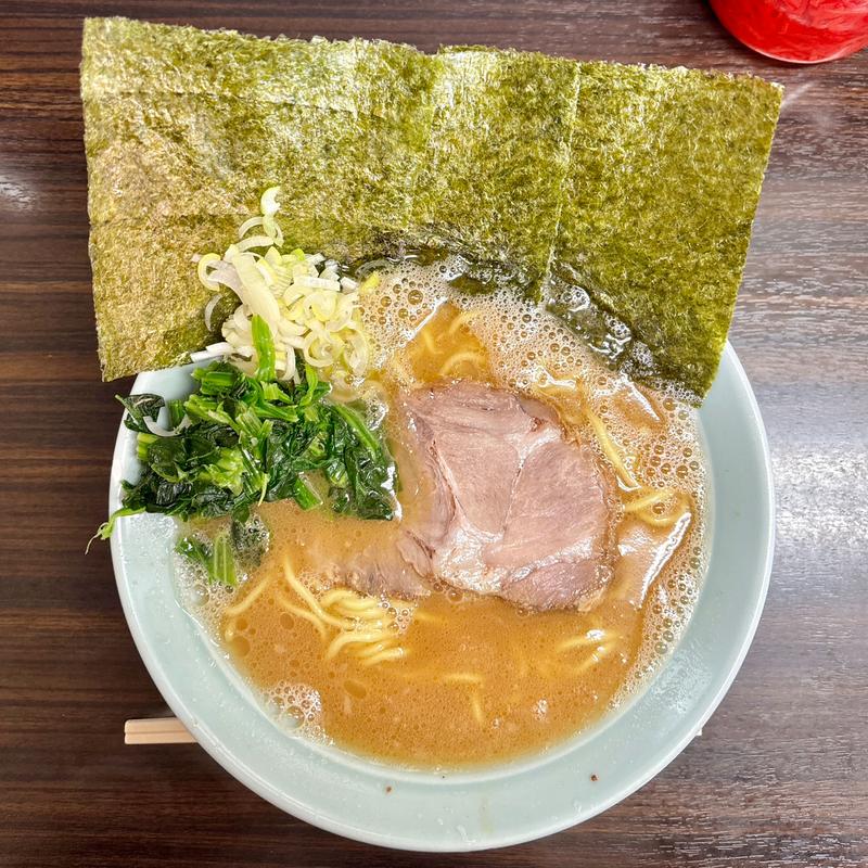 並ラーメン(豚骨ラーメン ずいずい)