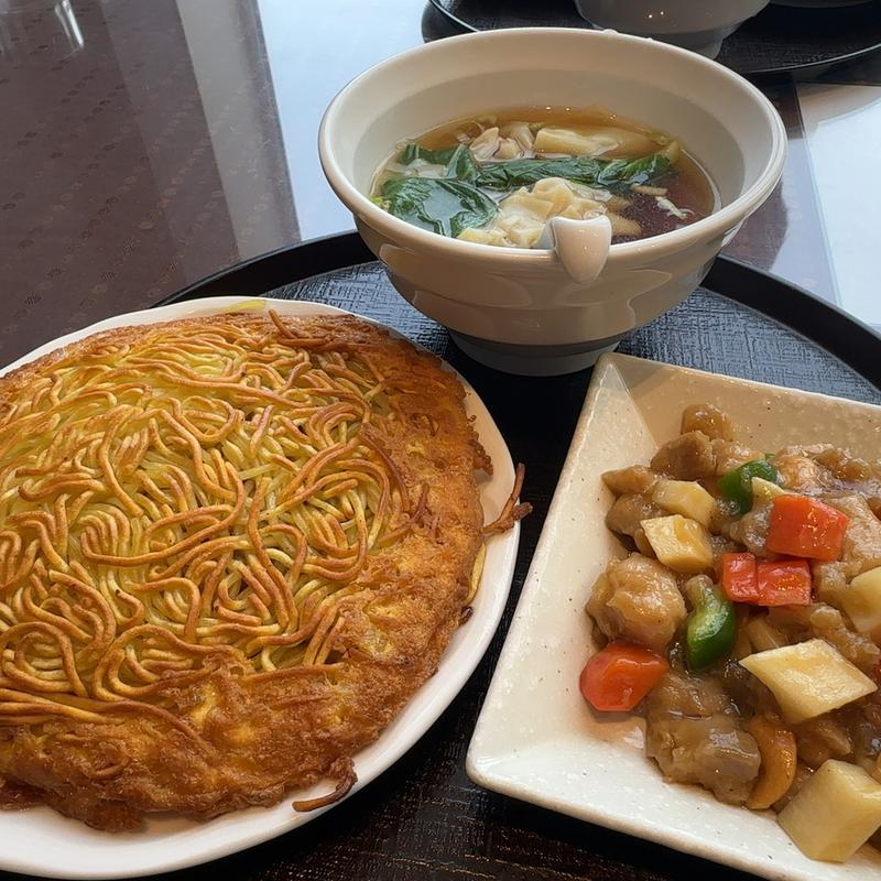 鶏肉カシューナッツセット(横浜中華街・中華料理 梅蘭 KITTE博多店)