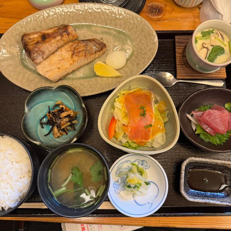 天然トロぶり膳(日本料理 季粋)