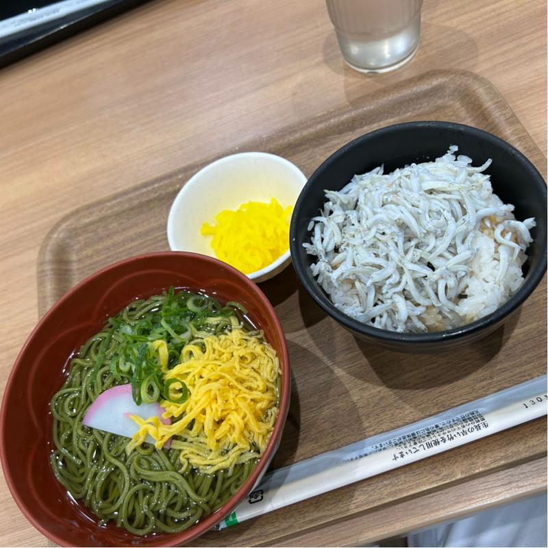 しらす丼&宇治抹茶茶そば(岸和田サービスエリア 下り線)