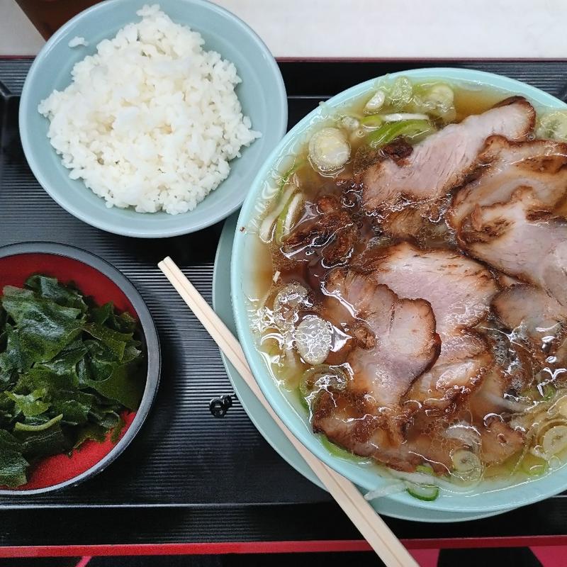 チャーシュー麺　わかめ(新橋ニューともちんラーメン 神保町店)