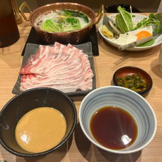 平日限定豚バラ定食
