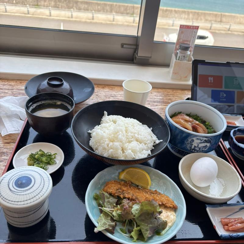 リュウキュウ定食(関あじ関さば館 )