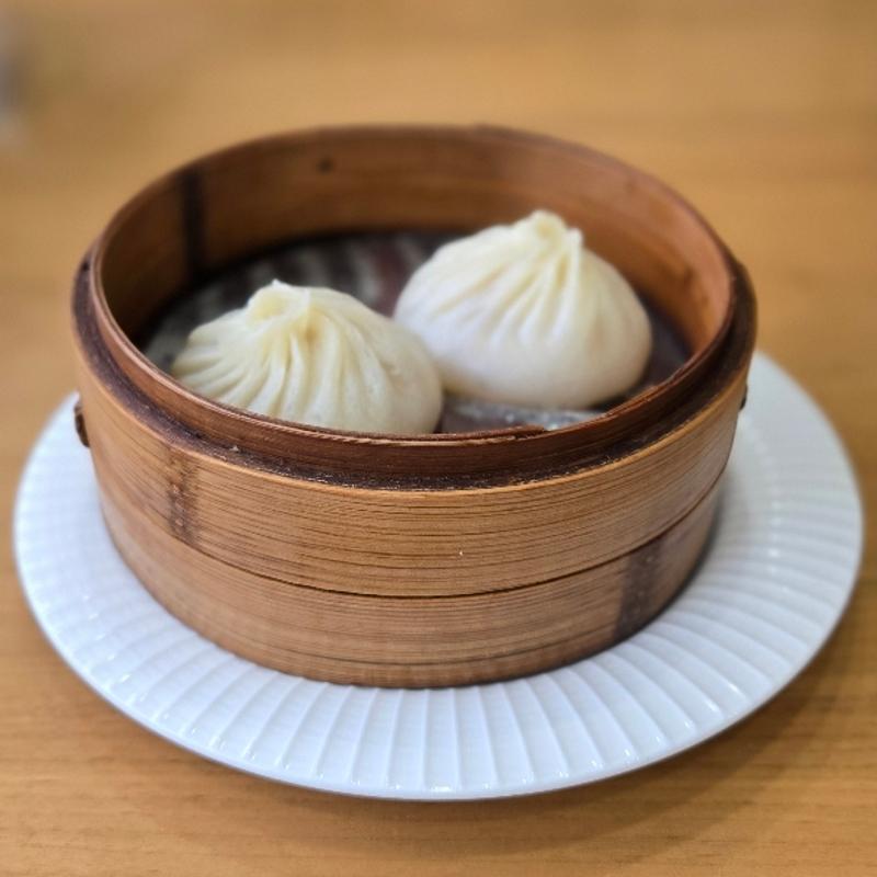蒸し小籠包(2個)(台湾老舗 小籠包専門店)