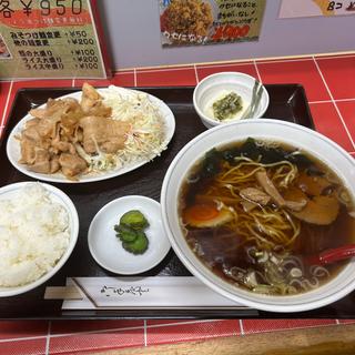 ラーメン　生姜焼きセット(桃源)