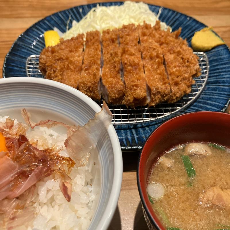 上肩ロース定食(トンカツ ツキウマ 田町店)
