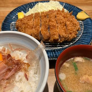 上肩ロース定食(トンカツ ツキウマ 田町店)