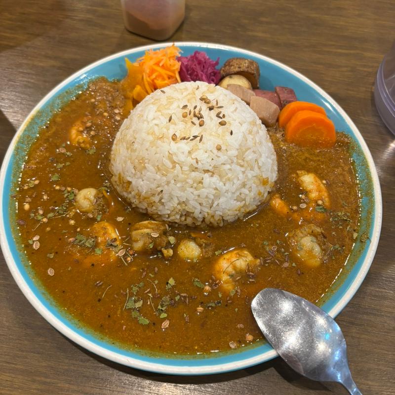 あいがけ【魚介&チキン】(スパイスカレー Roche)