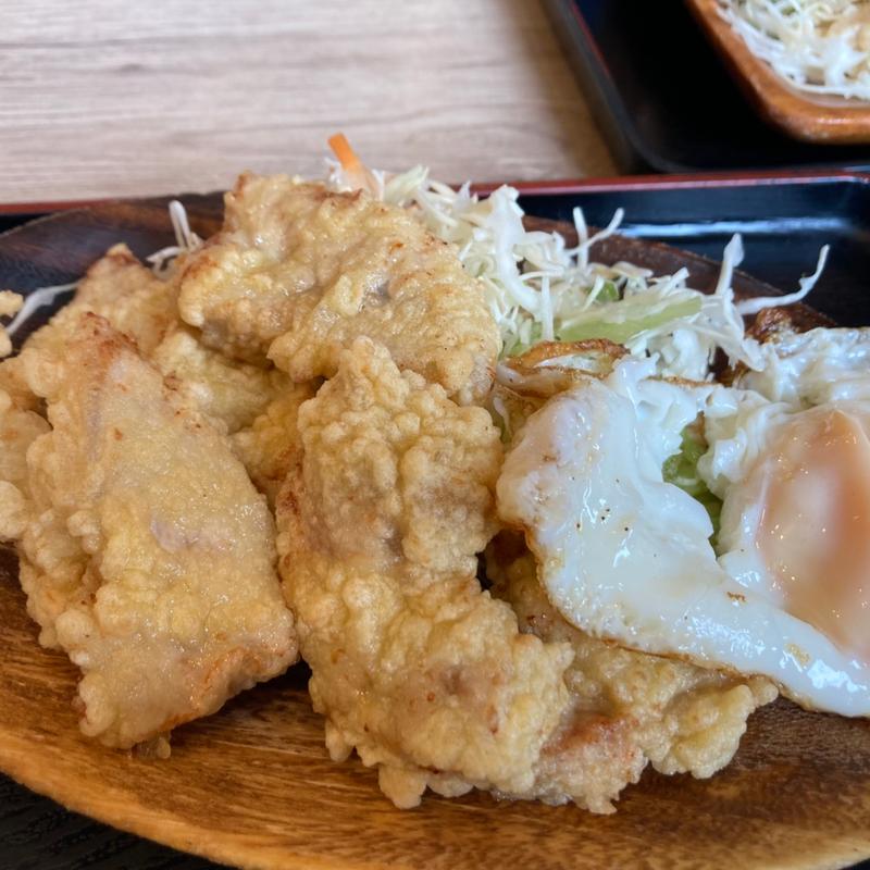ぶたちゃん揚げ定食（豚ザンギ）(食堂倶楽部よしび)