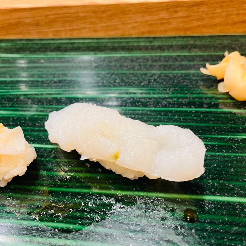 活たこ握り(すしの美登利 旬 代々木上原店)