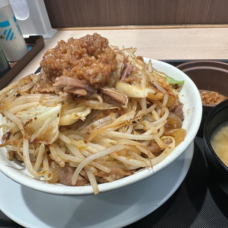 ニンニク野菜マシ大盛り牛めし(松屋　あざみ野店)
