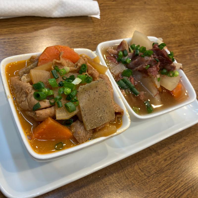 煮込み2種類盛り(浅草 ホッピー通り 居酒屋どん)