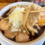 黒醤油チャー玉うどん