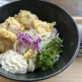 鶏天のおうどん(麺処 ちゅるちゅる)