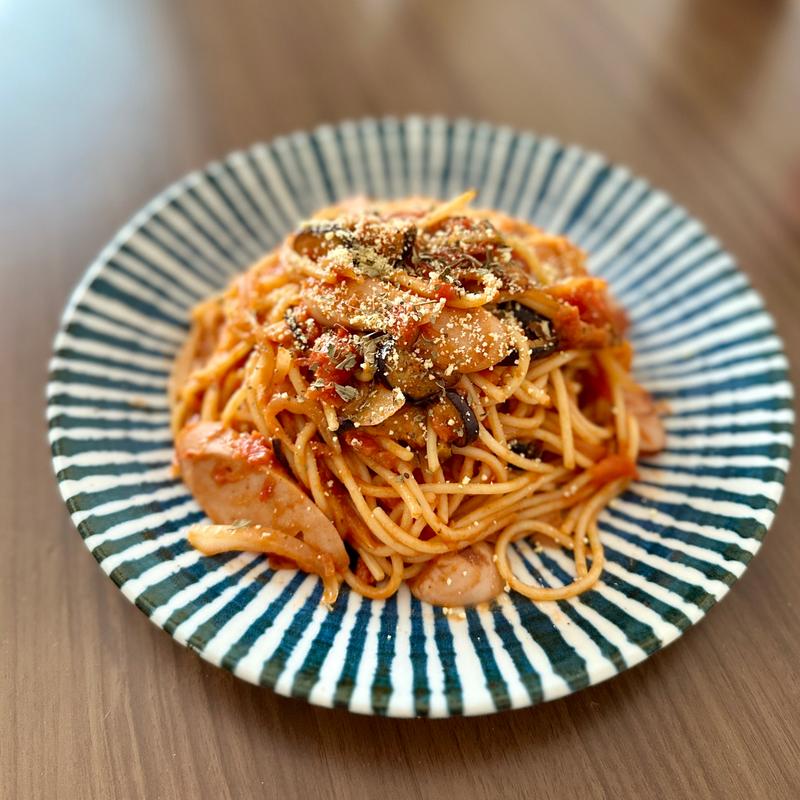 ナスとソーセージのトマトパスタ(ベルクス 東墨田店)