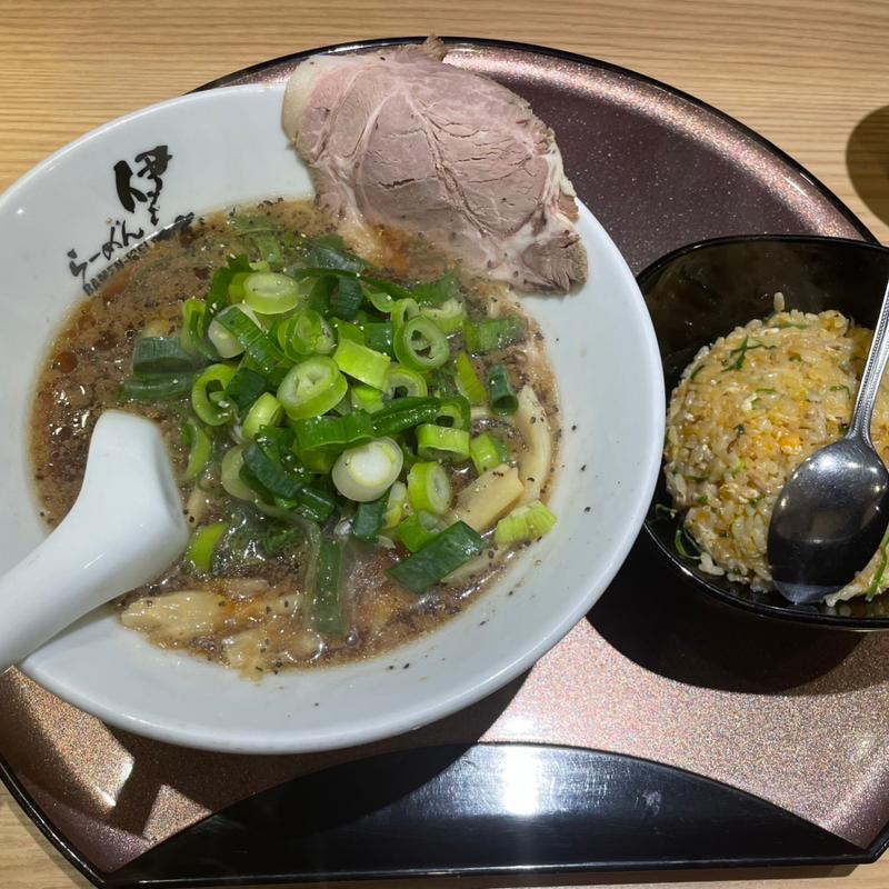 大淀ブラック(らーめん 伊藝 （ラーメン イゲイ）)