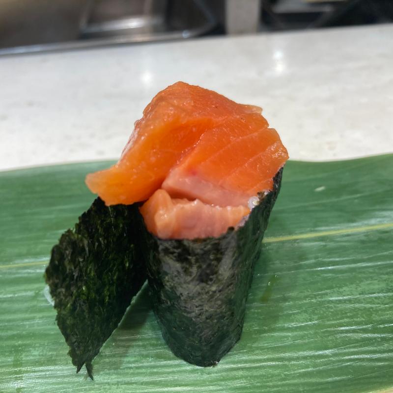 本日の切り落とし軍艦(立食い寿司 根室花まる 錦糸町テルミナ店)