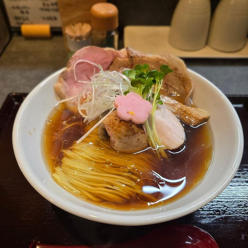 肉そば 醤油(鶏出汁中華そば 珀寛流)