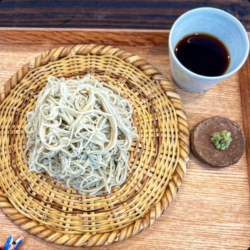 ざるそば(木陰)