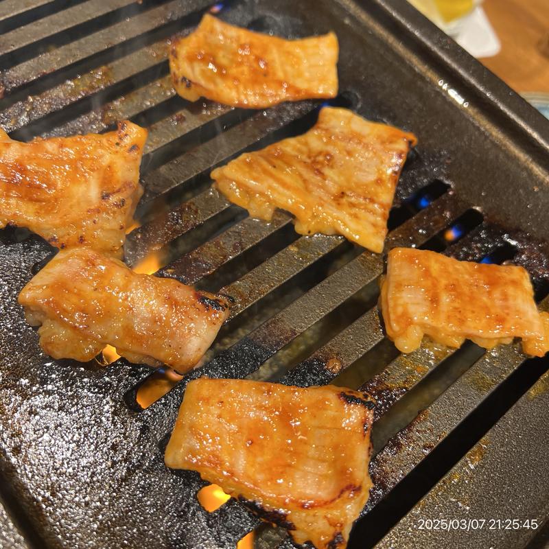 シマチョウ(焼肉つじむら 新宿本店)