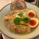 鶏の貝塩 焼帆立と赤玉子(麺スタイル谷本家 大阪梅田店)