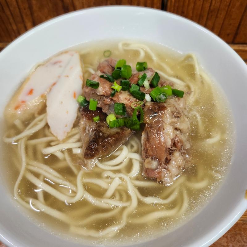 なんこつソーキそば(三丁目そば )